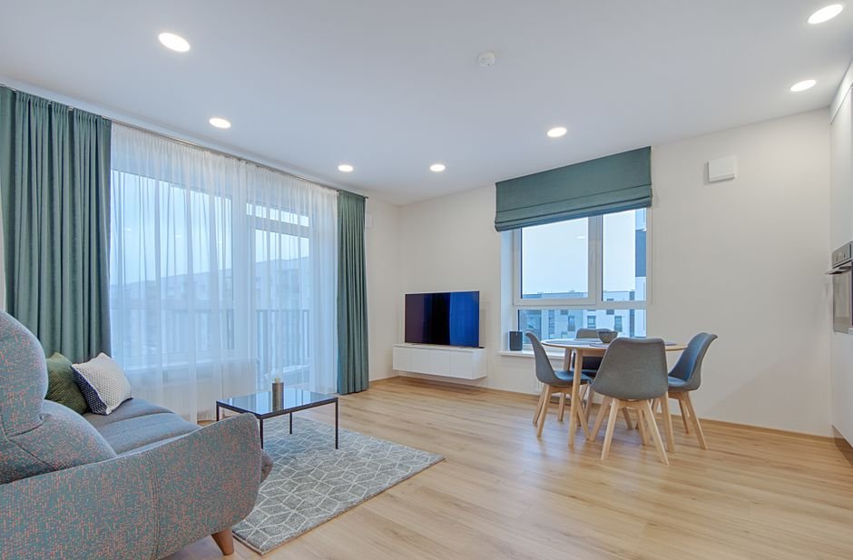hardwood floor rug